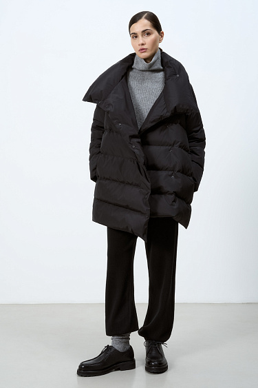 Утепленный пуховик на запах