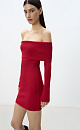 Трикотажное платье длины мини из вискозы в рубчик. Модель приталенного силуэта, с длинными рукавами и открытой линией плеч. 