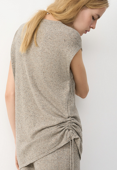 Трикотажный жилет на кулиске