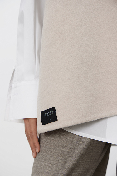 Пончо из шерсти