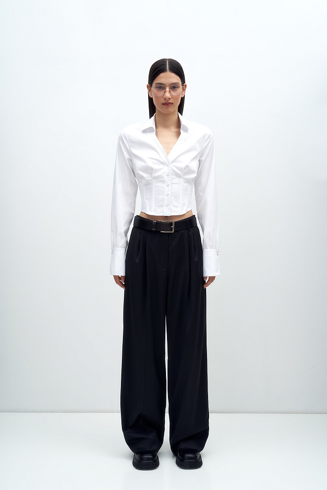 Укороченная рубашка с корсетными вставками