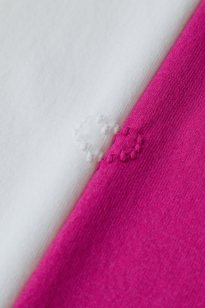 Футболка с сердечками