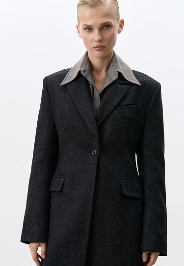 Однобортное шерстяное пальто