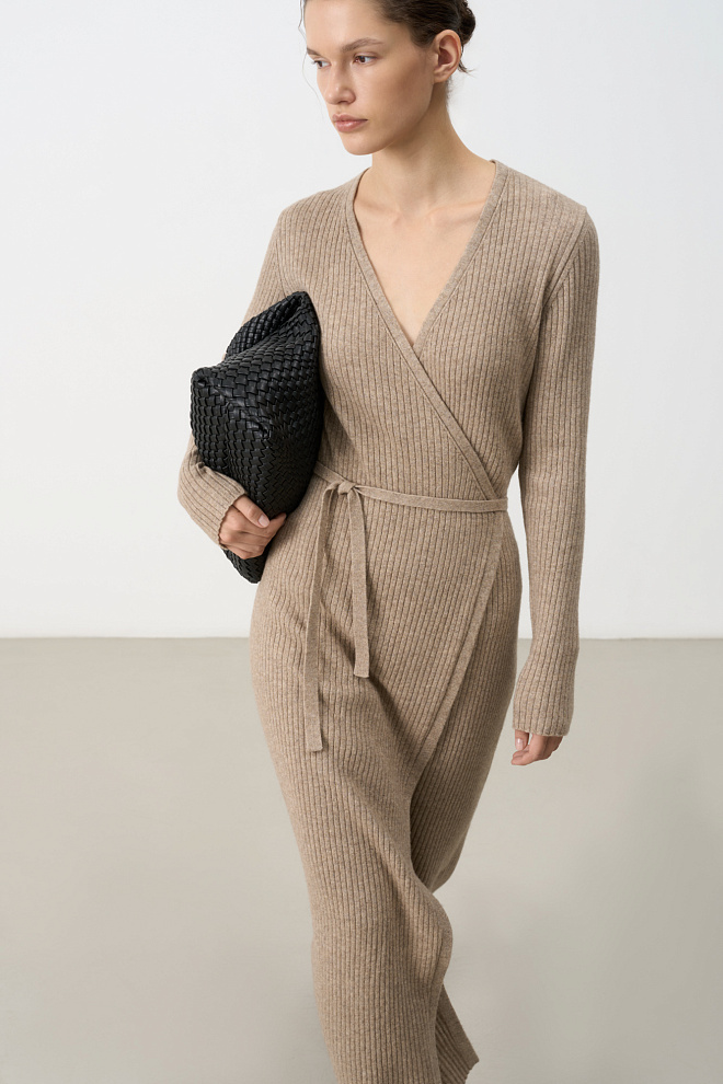 Трикотажное платье из шерсти и кашемира