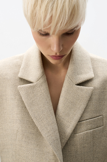 Однобортное шерстяное пальто