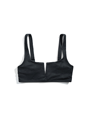 черный Лиф купальника с широкими бретелями и квадратным вырезом. Вырез декорирован V-образным углублением.