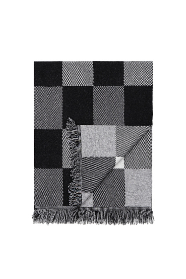 Палантин в клетку