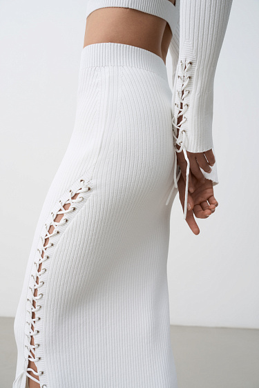 Юбка миди со шнуровкой