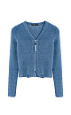 Трикотажный кардиган из хлопка с добавлением эластана. Модель приталенного силуэта, с длинным рукавом и V-образным вырезом горловины. Застежка на молнию. Изделие декорировано рванью и потертостями по нижнему краю. Цвет имитирует вареную джинсу. 