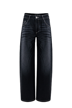 черный Классические джинсы из 100% хлопка. Модель прямого кроя на средней посадке. Пять карманов, шлевки на поясе для ремня. Застежка на молнию и пуговицу.