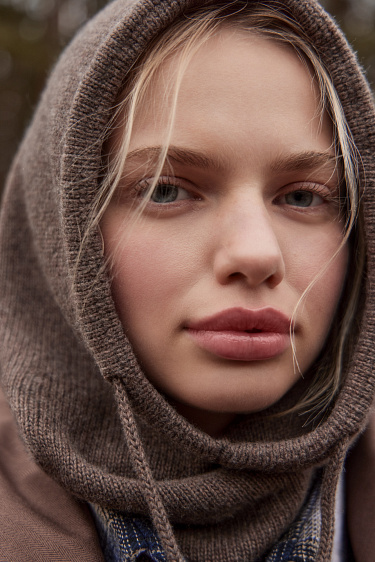 Капор из кашемира и шерсти