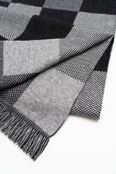 Палантин в клетку