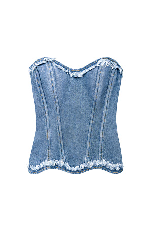 синий Джинсовый корсет из 100% хлопка. Модель без бретелей, с фигурным вырезом по верхнему краю. Верхний и нижний края декорированы бахромой. Рельефные швы спереди формируют силуэт.