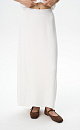 Трикотажная юбка длины макси из хлопка с добавлением вискозы. Модель свободного силуэта с эластичным поясом в рубчик. Дополнить образ можно жилетом в таком же стиле.