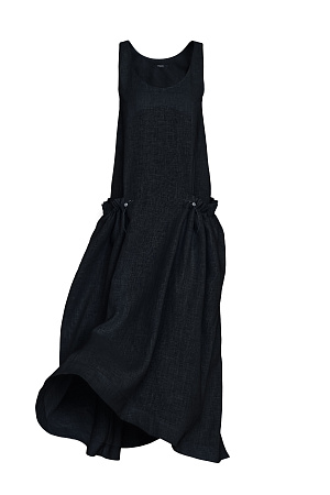 черный Платье из 100% льна с регулируемой кулиской на поясе. Модель свободного силуэта, без рукавов, на широких лямках, с U-вырезом горловины и боковыми карманами.