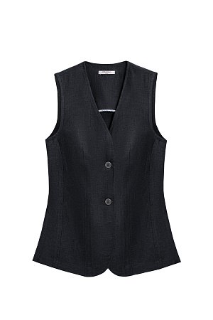 черный Удлиненный жилет из 100% льна. Модель приталенного силуэта, с V-образным вырезом горловины, вертикальными вытачками, ремнем на спинке и разрезами по бокам. Изделие бех подкладки. 